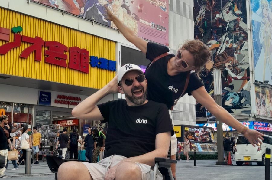 José Antonio y su mujer en Tokio