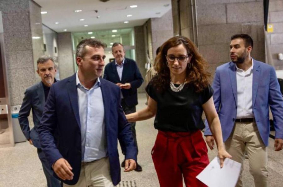 La ministra de Sanidad y Fernando de ConELA